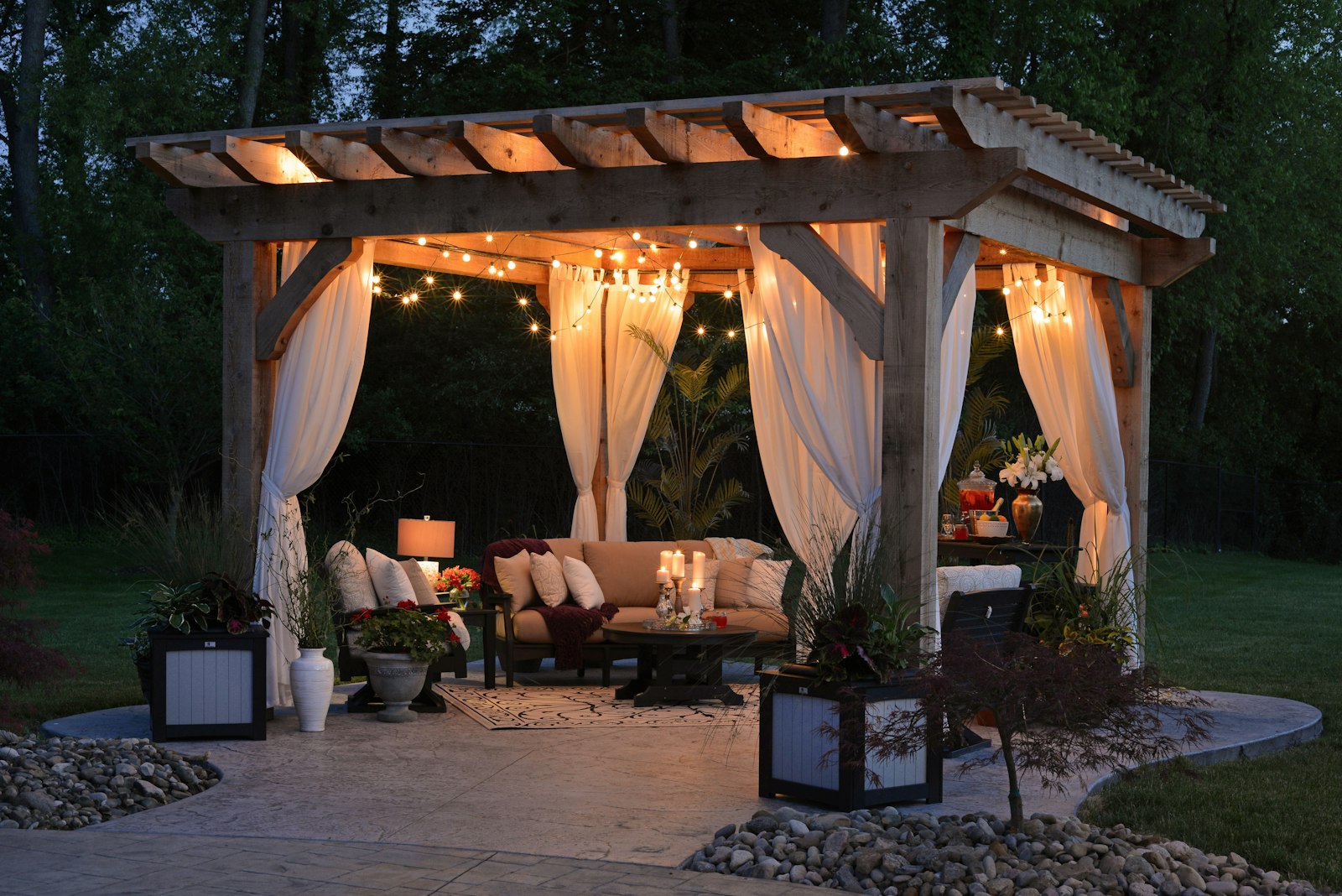 Garden pavilion with lights, Copenhagen - Garden design, Pergolas & canopies - Private homes