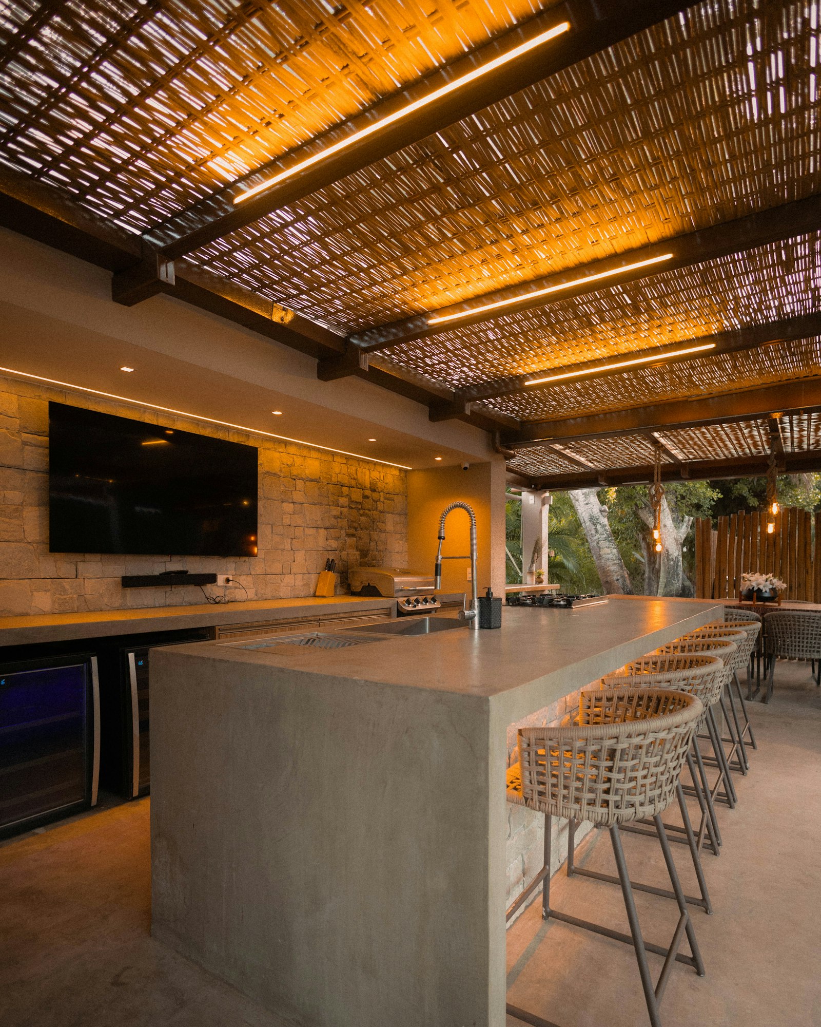 Outdoor kitchen by the pool, Marbella - Outdoor kitchens, Pool decks - Private homes